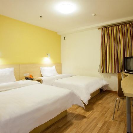 7Days Inn Guangzhou East Railway Station Branch Экстерьер фото
